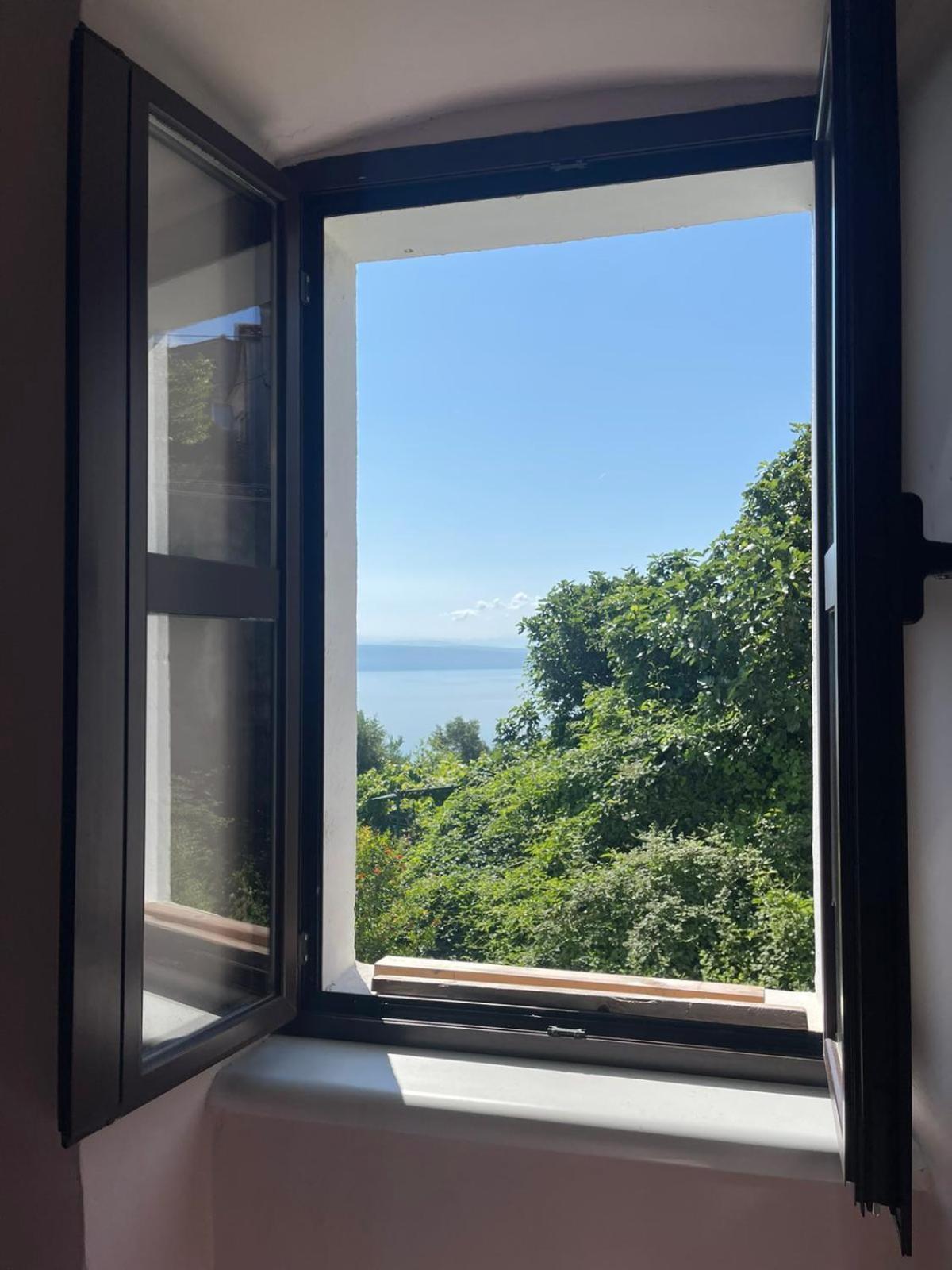 Crveni Apartman Cres Dış mekan fotoğraf