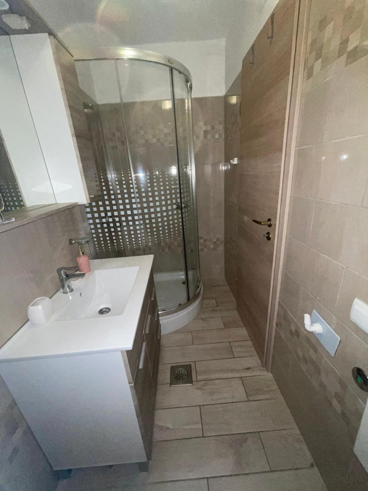 Crveni Apartman Cres Dış mekan fotoğraf