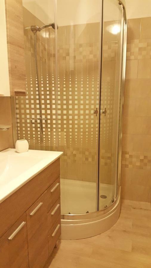 Crveni Apartman Cres Dış mekan fotoğraf
